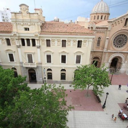 Lc Apartaments Center كاستيون ذي لا بلاند المظهر الخارجي الصورة